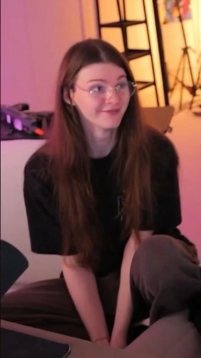 F1nn5ter is a "good girl" 😏