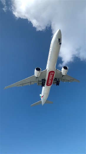 Amazing 🤩 View Of Emirates Airline | Maldives Life | UTube Lanka
