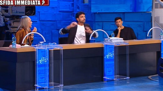 Alessandra Celentano e Raimondo Todaro litigano ad Amici 22 | Video