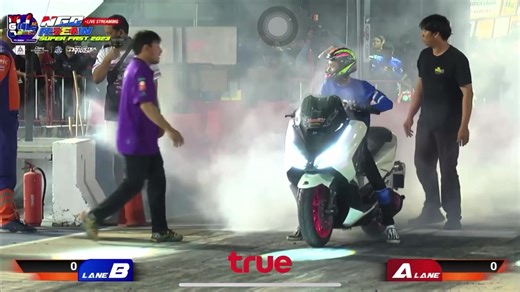 Forza low boost ล้อฟรี 21.xx 228gps วิ่ง low boost ออกตัวสไลด์คนขี่จับรถครั้งแรก 21.9 @228gps 413เมตร วิ่ง 12.3 บวมมา 1 วิกว่าๆ 1000 เมตร 20.xx ก็เป็นไปได้นะ ขอบคุณพี่นันพระราม5มากครับ #DoctorRacing #Forza350 #Forzaturbo #Xmaxturbo #Turbo #Maxxecu #BlTurbo #Sitเฟืองท้าย #InjectorShop #GMSoil #FiatHyperCarbon #หนูลำลูกกา | Doctor Racing