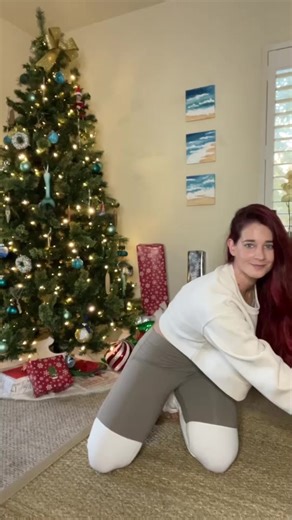 🧜‍♀️✨ #alliwantforchristmas #mermaid #mermaidtail #mermaidcostume #