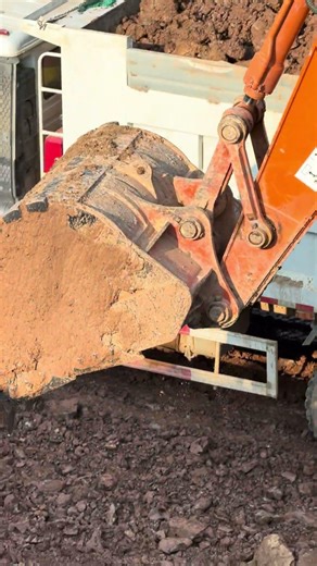 Ultimate Earthmoving Power! Hitachi 350 & 41T Dump Trucks! #shorts