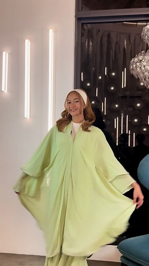 Ever since i started using Rejoice Korean Lavender Shampoo, i instantly fell in love! It helps to achieve that dream K-pop hair style. Not just that, it makes my hair soft and smooth with a long-lasting, refreshing fragrance. Definitely my number 1 favorite 🙈 #rejoicemalaysia