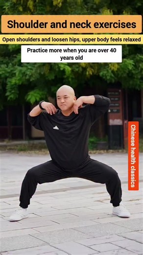 Warrior Tai Chi on Instagram: "Simple shoulder and neck exercises are highly recommended for people over forty now! #shoulders #neckpain #Hips #helpfultips #healthandwellness hunchback stretching"