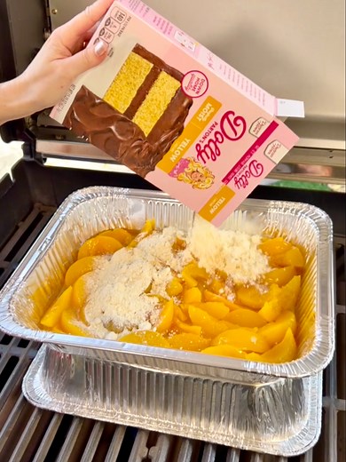 Delicious 3 Ingredient Peach Cobbler Recipe