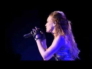 Hilary Duff - Fly (Live) / Dignity Tour Official DVD [HD] - Inlcudes special thanks to her fans