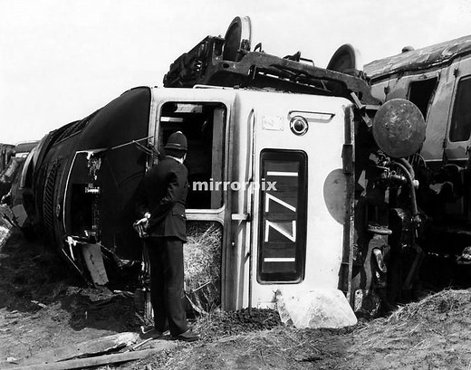 Eltham Well Hall rail crash - Alchetron, the free social encyclopedia