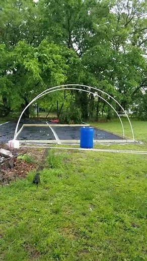 Building pvc greenhouse