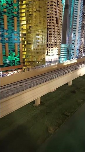 A Jaw-Dropping LEGO Working Model of the Dubai Metro!