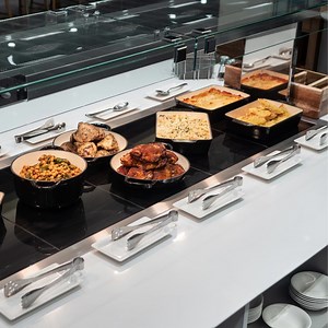 Finally booked your long awaited 2021 getaway? 🛫 Celebrate by reserving your spot in our Terminal One Escape Lounges UK, which has reopened today! Relax in style and enjoy table service from a wide range of quality food and drinks. You deserve it >> https://bit.ly/2UJRzii | Manchester Airport