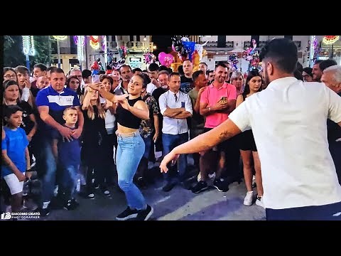 Tarantella Calabrese a Piazza Duomo Reggio Calabria 13/09/2022