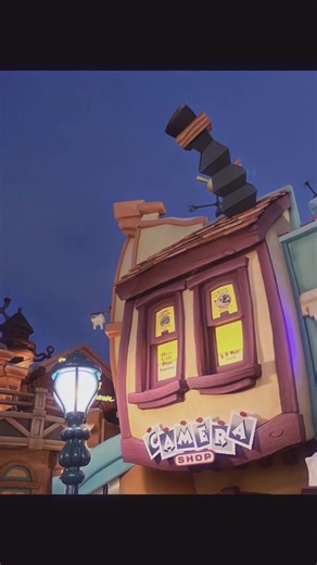 Disney World Toontown Transformed Into Storybook Circus