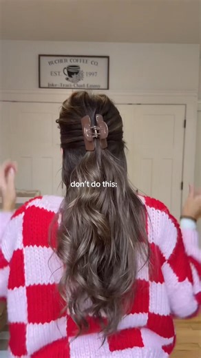 half up half down that actually stays #hairtutorial #hairtok #easyhairstyle