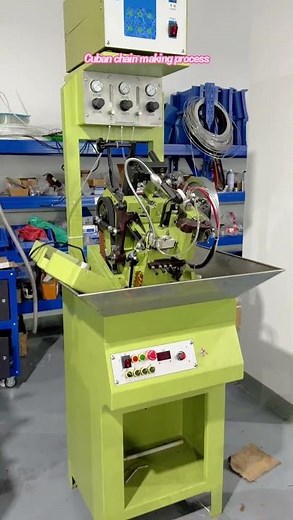 Chain making machine – mass production of gold and silver jewelry chains.