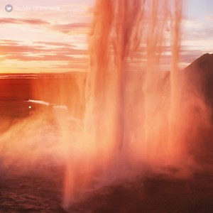 Explore the incredibly diverse landscapes of South Iceland!🌋🌊 | Guide to Iceland