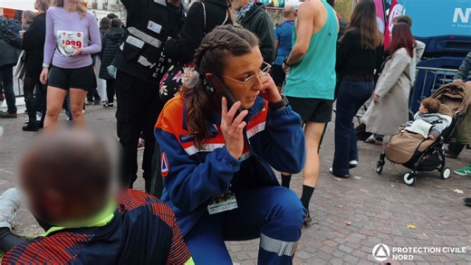 🎥✨ Revivez l’Urban Trail de Lille aux côtés de la Protection Civile ! Du 5 km au 10 km, jusqu’à l’Urban Trail en nocturne, nos équipes étaient mobilisées tout au long de la soirée pour veiller sur les 15 000 coureurs présents dans la ville. Entre passages emblématiques, rues illuminées et ambiance sportive, nos bénévoles ont assuré un dispositif réactif et professionnel, avec 24 prises en charge réalisées. 💙🧡 Merci à nos bénévoles pour leur engagement et à l’organisation pour sa confiance. Pl