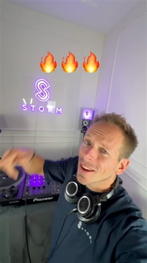 One of the best tunes from Sash 🔥🔥🔥 | Ian Storm