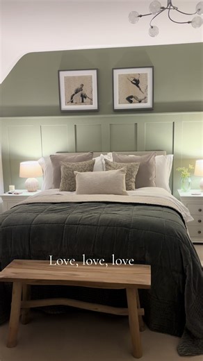 Cozy Cottage Vibes: Embracing Love in Interior Design