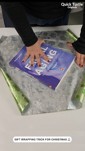 Gift Wrapping Trick for Christmas 🎄.#fblifestyle | Idea Vibes