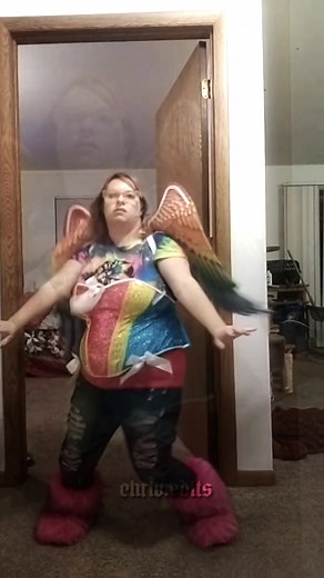 Discover Lady Glitter Sparkles from Trolls in this Fun Video!