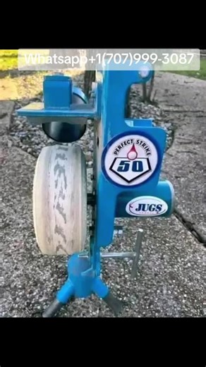 Pitching Machine 1 years old . Like new . Speed up to 50mph Asking price, including shipping in $400 availability!