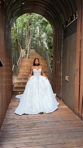 RSHAIRUK on Instagram: "What a beautiful day in Portugal with my gorgeous bride and groom‍♀️蘆‍♂️ Hair: @rshairuk_ @foreverbyrs Makeup: @thequeenhadassah Photography: @ #londonhairstylist #bridal #portugal #frontalwig #hollywoodwaves"