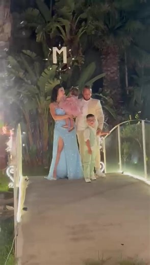 Il primo compleanno di morena è stato festeggiato a @Villa Corallo Dell’Etna