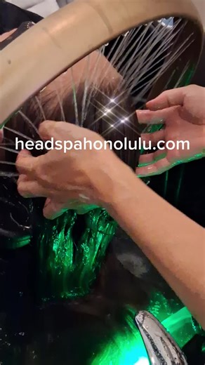 Japanese inspired head spa magic 🪷 Where relaxation begins. 📍 1618 S. King Street, Honolulu, HI Book your experience today online → headspahonolulu.com #HeadSpa #JapaneseHeadSpa #ScalpCare #JapaneseWellness #JapaneseBeauty