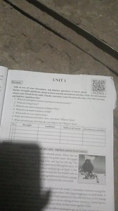 Task: Talk to one of your classmates and ask him/her questions... | Filo