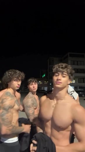 Aesthetic Boys ♡ | Which one are you choosing? 😳 - Follow @boysparadise10 for more @gerii_exe - - - - - - - - - - - - - - #retroaesthetic #90svintage... | Instagram