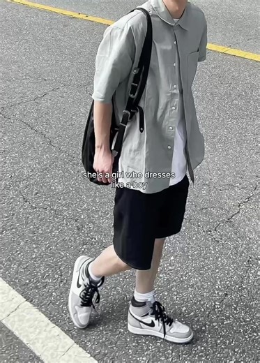 Stylish Boyish Outfit of the Day