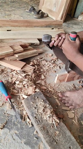 1.6K views · 61 reactions | Carpenter tips and tricks #carpentry #tips #woodworking #skills #diy #crafts 5-Minute Crafts DIY & Crafts USA Woodcraft | Jitendra Carpenter | Facebook