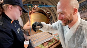 Inside Belgium’s Biggest Chocolate Factory 🍫