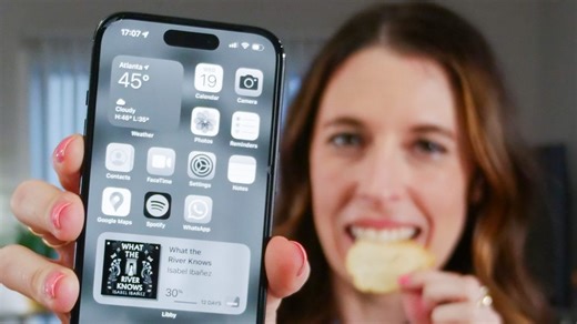 How to stop scrolling. Tips to make your phone less addictive.