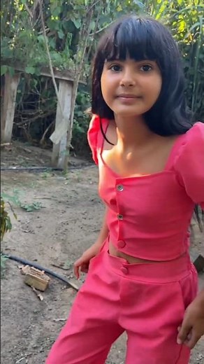 It almost went wrong! 😱 Angry Chicken vs. Sofi!