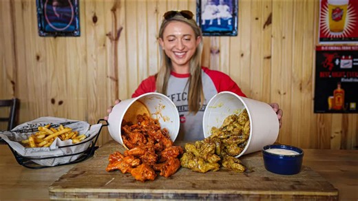 Woman tries Kentucky wings challenge no man dared to