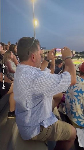 Step Dad Breaks Down Crying When Daughter Reveals Name Change At Her Graduation
