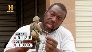 13M views · 303K reactions | Ivy está muy contento porque consiguió varios juguetes en buen estado que no le permitirán ganar una guerra, pero sí algo de dinero. Si eres fan de ¿Quién da más?, mira los episodios completos en https://latam.historyplay.tv/ o descárgate la app en tu móvil. | HISTORY | Facebook