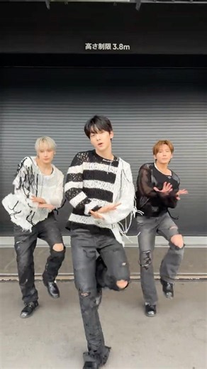 누난 너무 예뻐 💫 #TXT