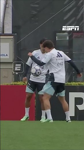 ¡LA CARA DE SCALONI LO DICE TODO! ASÍ SE ENTRENA EN LA SELECCIÓN ARGENTINA | #Shorts