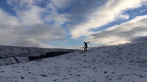Snow surfing in North Yorkshire as cold UK weather continuesÂ 