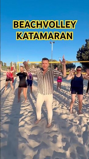 How many people are dancing? Comment bellow⬇️⬇️👀 #katamaran #beachvolleybal #pag #croatia