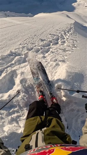 11K views · 238 reactions | . ⛷️: @ari_tricomi  My horizon is...