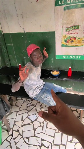 « TU ES SORCIER ? »🤣 | #legoatdespranks #prankivoirien🤣🇨🇮 #prank | pranks