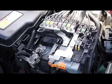 How to remove battery and fuse box Peugeot 508