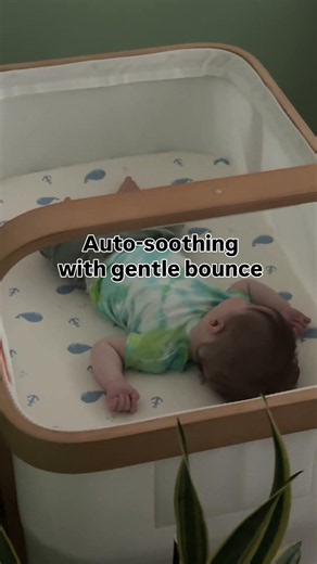 Inside the Cradlewise Smart Crib #newdad #baby