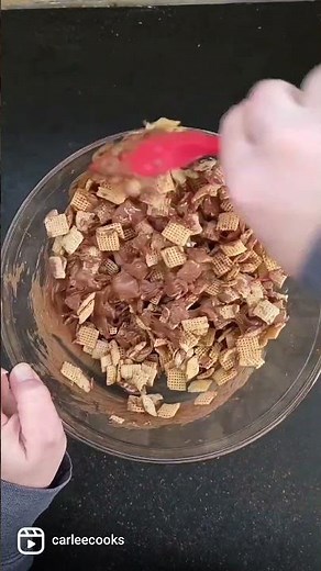 Making Classic Puppy Chow