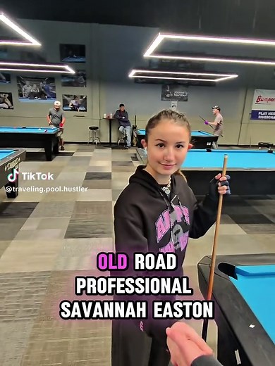 Competencia de Billar con Savannah Easton