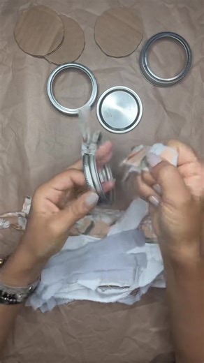 Here’s my way of making fabric flowers with jar lids! 🌻 They are super easy and fun to make! #crafts #crafts #diy #diyideas #flowers | Lee Lexi Creations