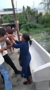 Pajeet stabs a woman, given Pajeet Therapy by other Pajeets